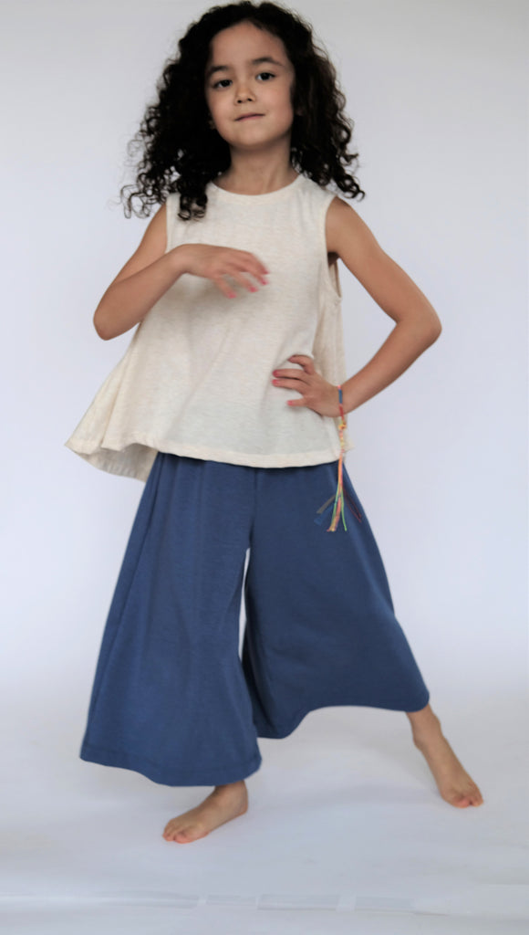 CLEARANCE! Swing Tank in Oatmeal